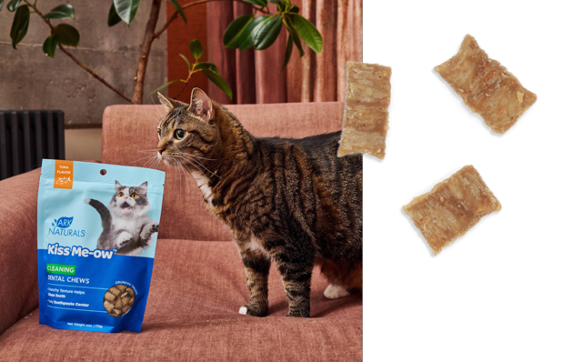 Ark Naturals Kiss Me-Ow Cleaning Dental Tuna Cat Treats - Product Image 3