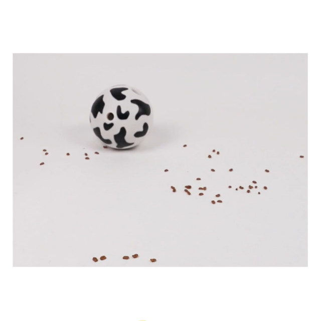M-PETS Pongo Interactive Treat Dispenser Ball Dog Toy - Product Image 1