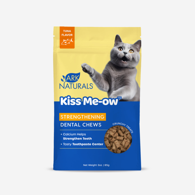 Ark Naturals Kiss Me-Ow Strengthening Dental Tuna Cat Treats - Product Image