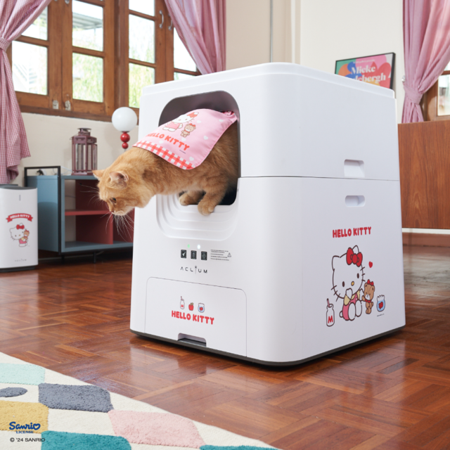 Aclium Hello Kitty Automatic Cat Litter Box  - Product Image 2