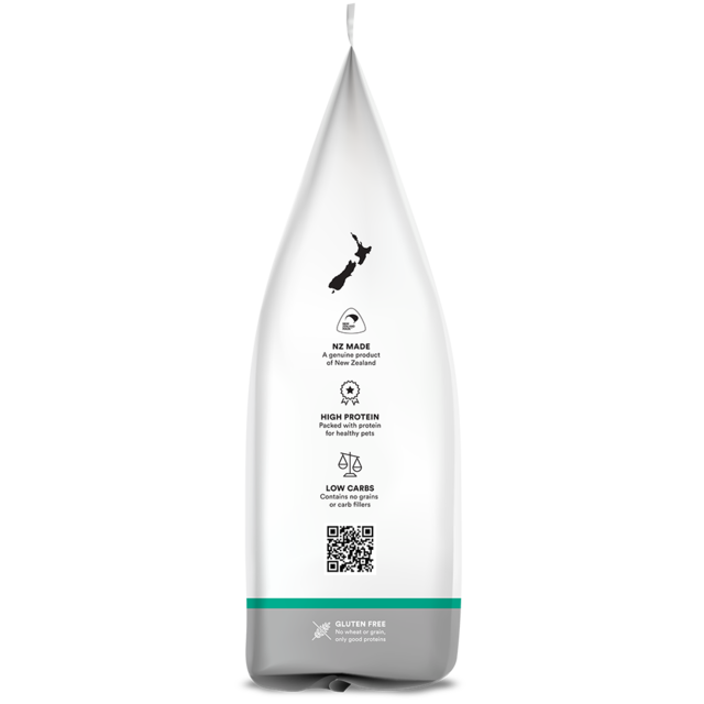 Tu Meke Friend Lamb Salmon and Mackerel Air Dried Cat Food - Product Image 3